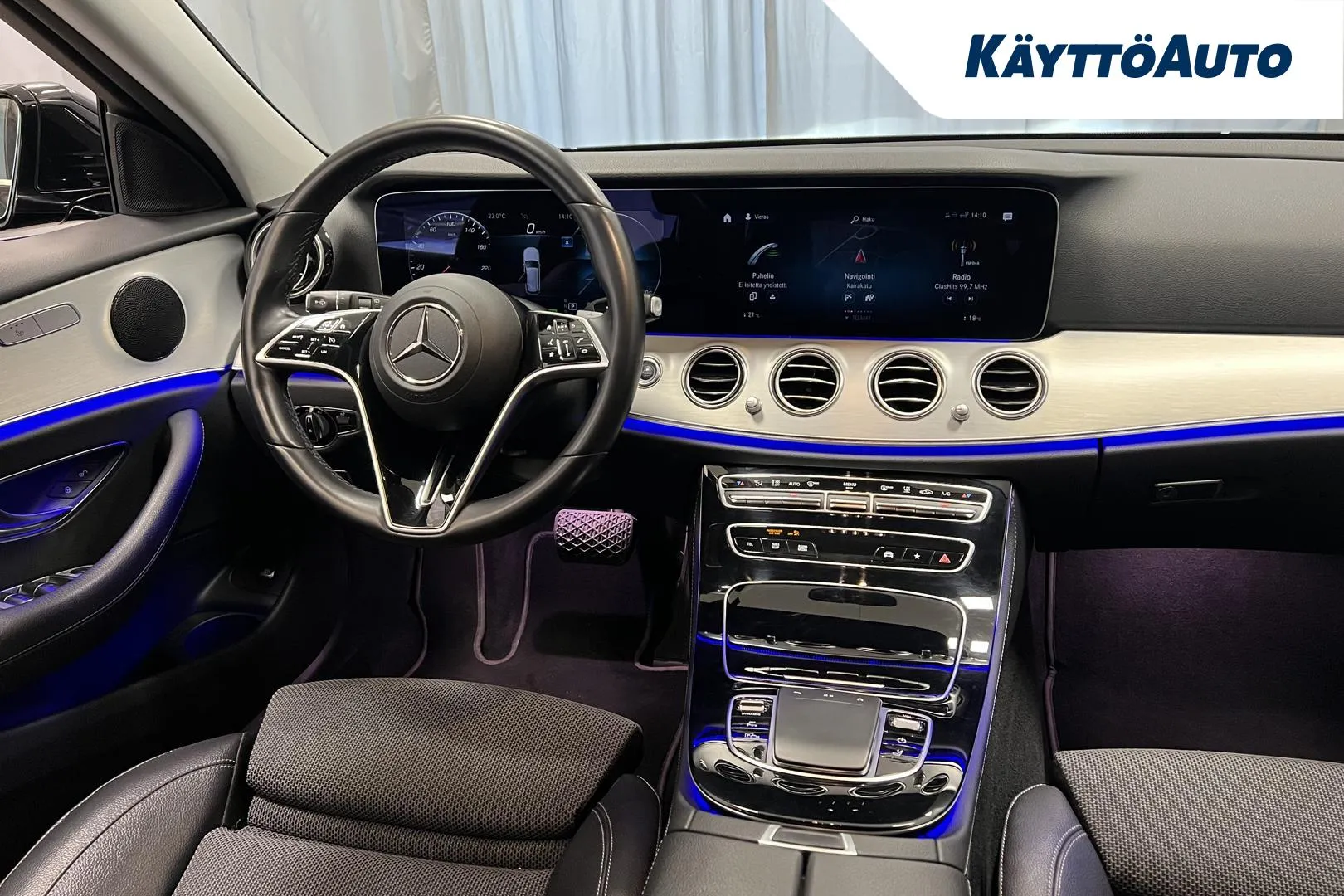 MERCEDES-BENZ E JMM-466 carousel image