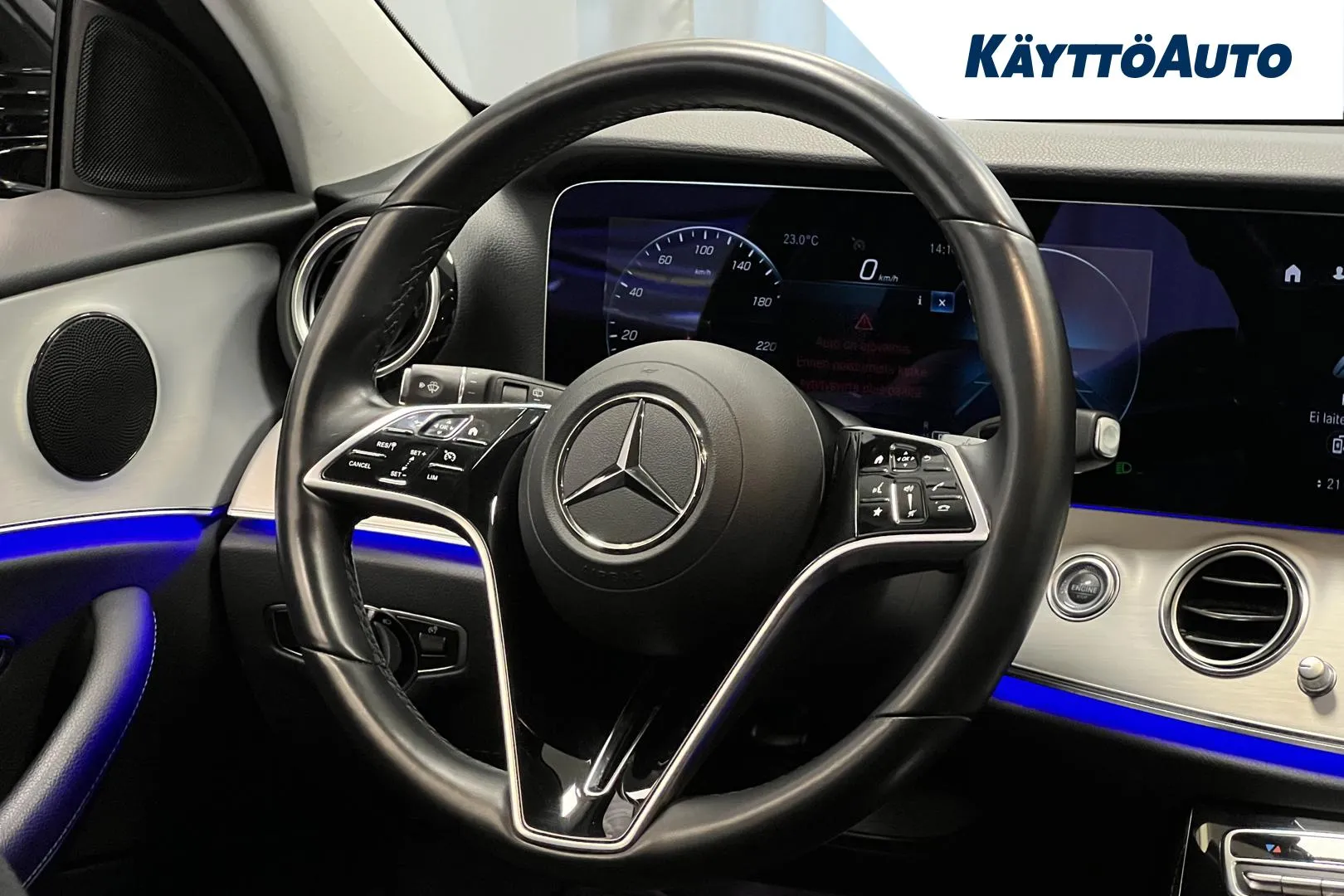 MERCEDES-BENZ E JMM-466 carousel image