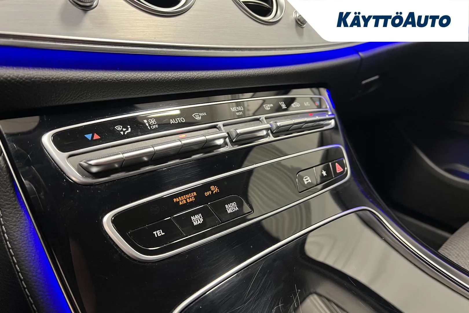 MERCEDES-BENZ E JMM-466 carousel image