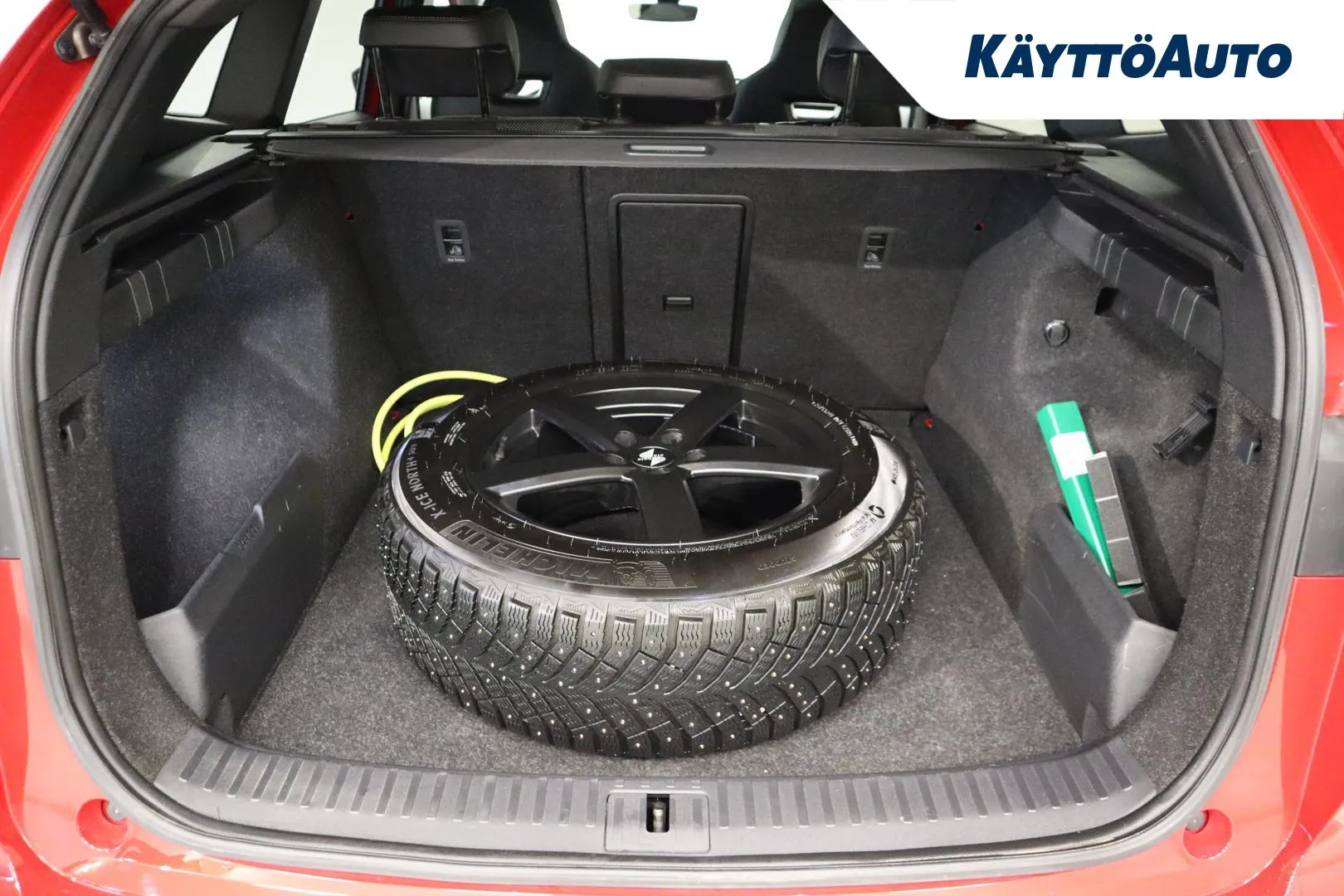 SKODA Enyaq MOL-120 carousel image