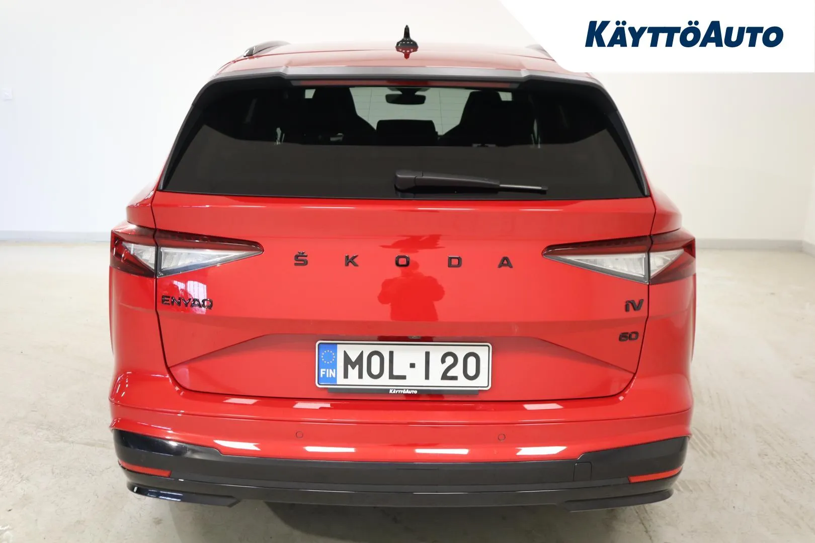 SKODA Enyaq MOL-120 carousel image