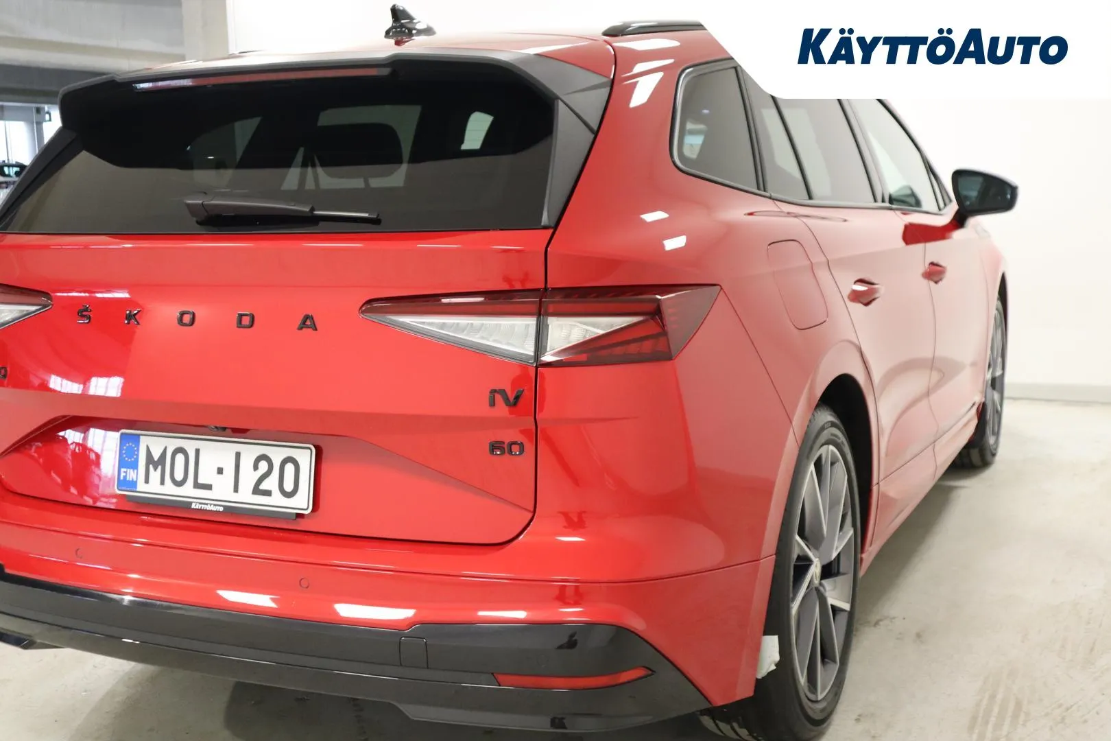 SKODA Enyaq MOL-120 carousel image