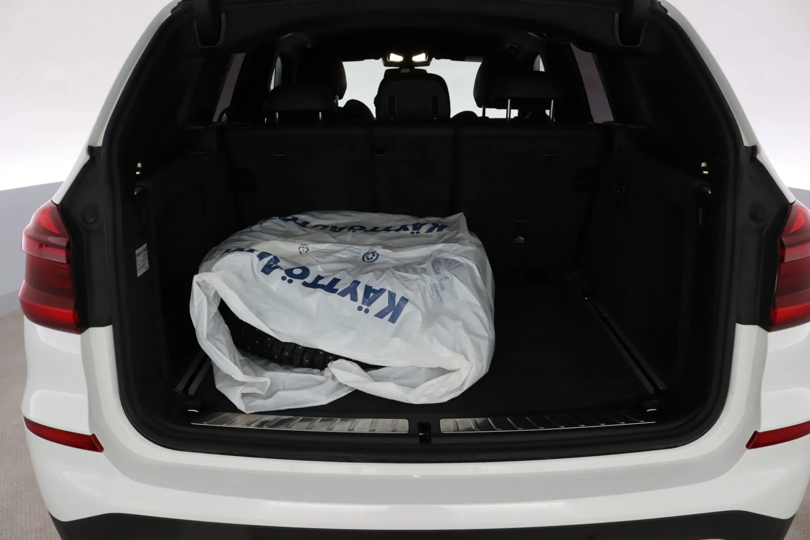 BMW X3 NLJ-533 carousel image