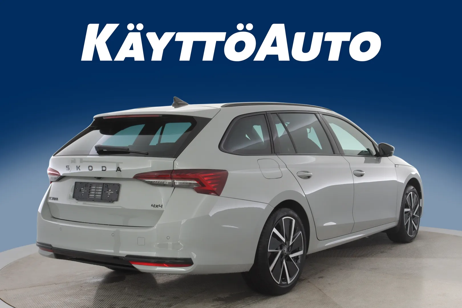 Skoda Octavia GRK-216 carousel image