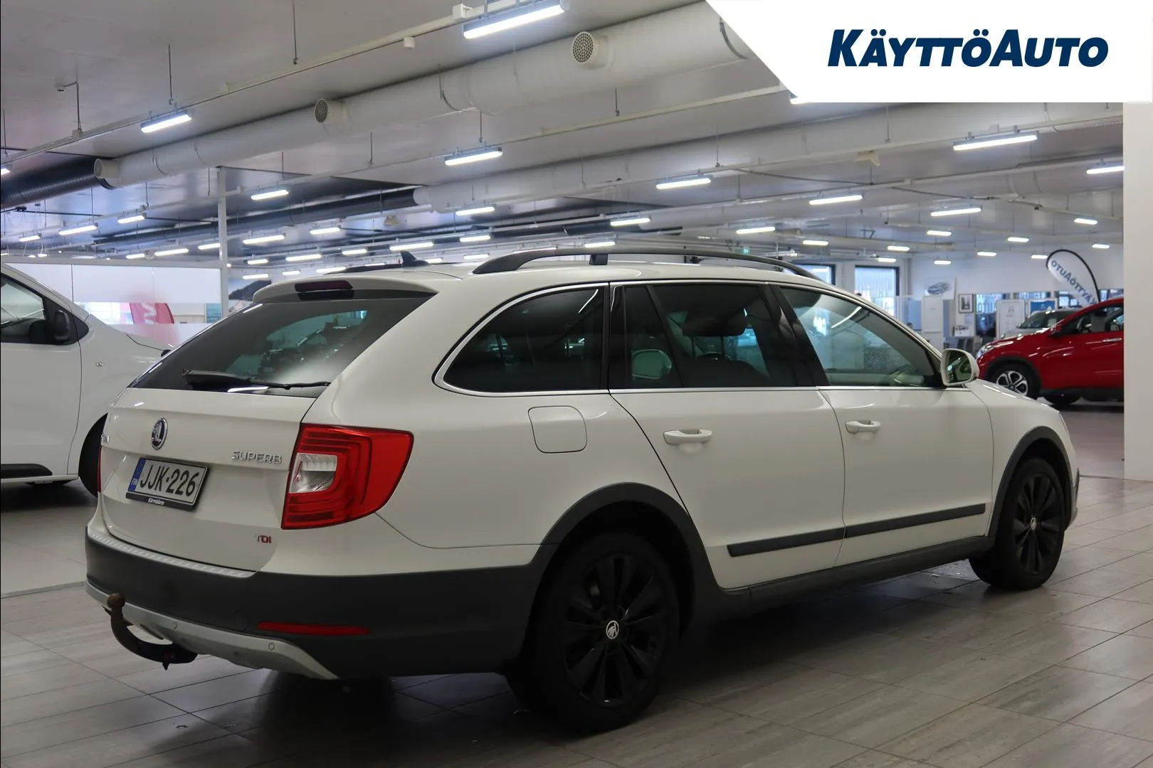 Skoda Superb JJK-226 carousel image