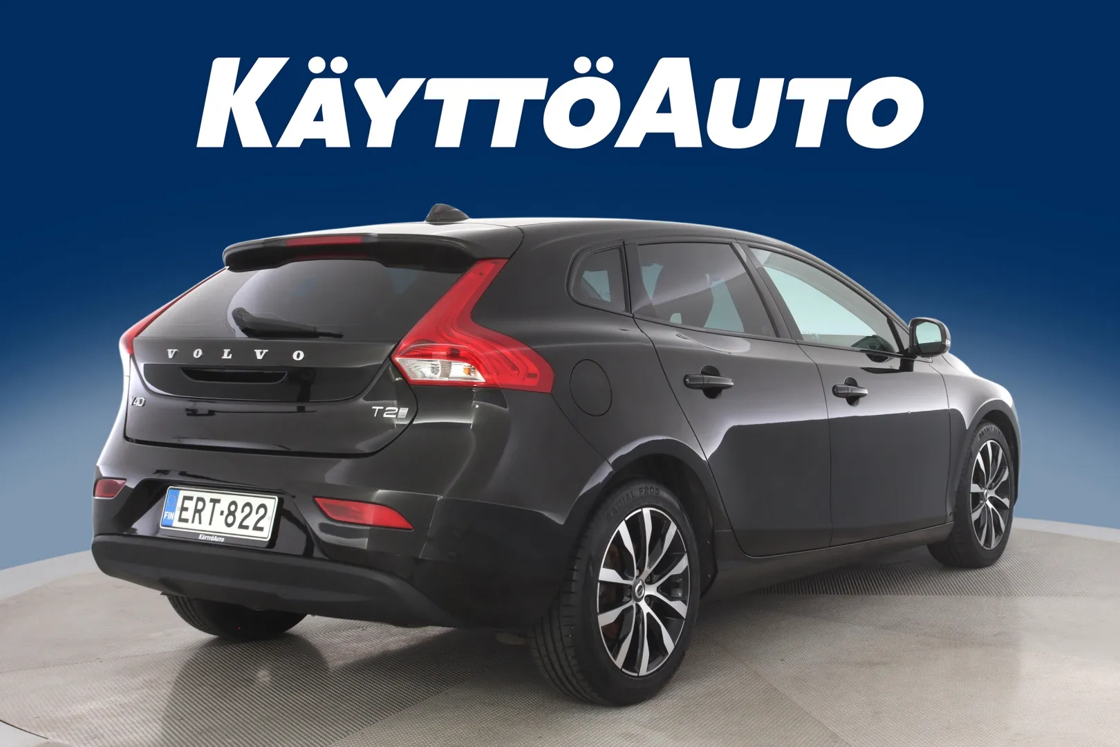 VOLVO V40 ERT-822 carousel image