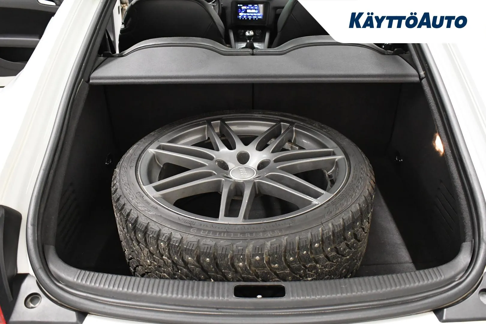 AUDI TT NLR-325 carousel image