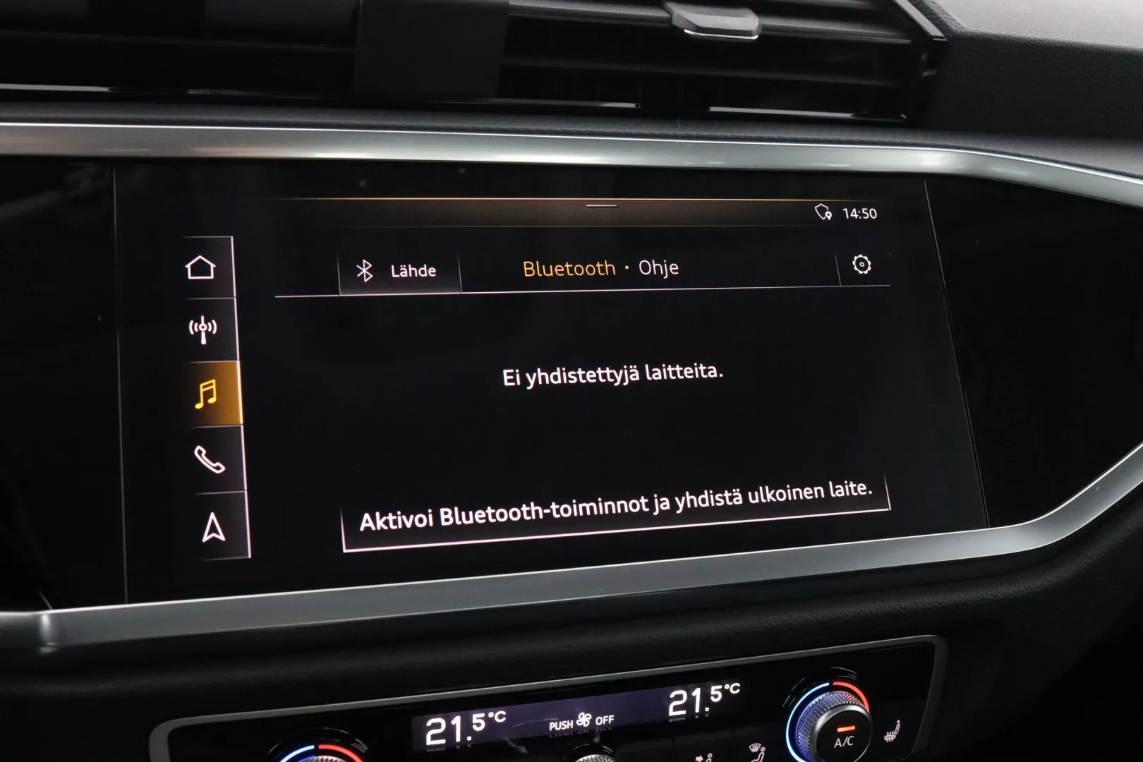 AUDI Q3 COO-834 carousel image