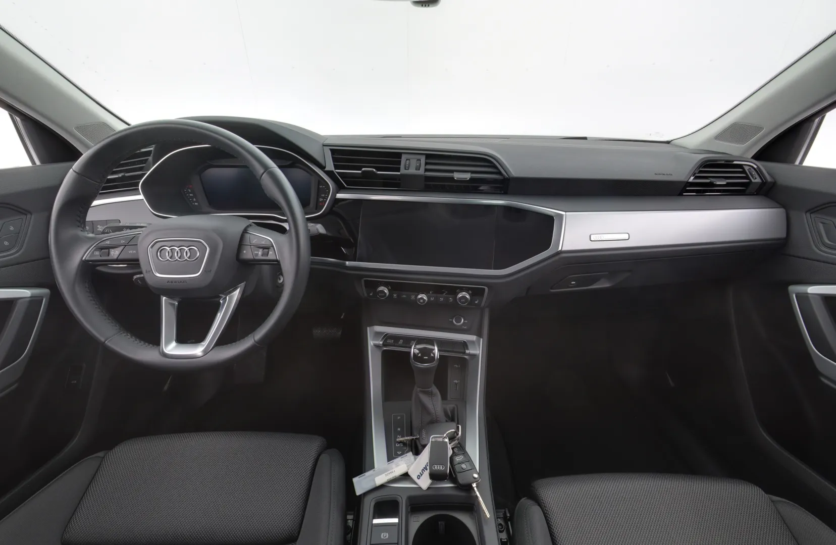 AUDI Q3 COO-834 carousel image