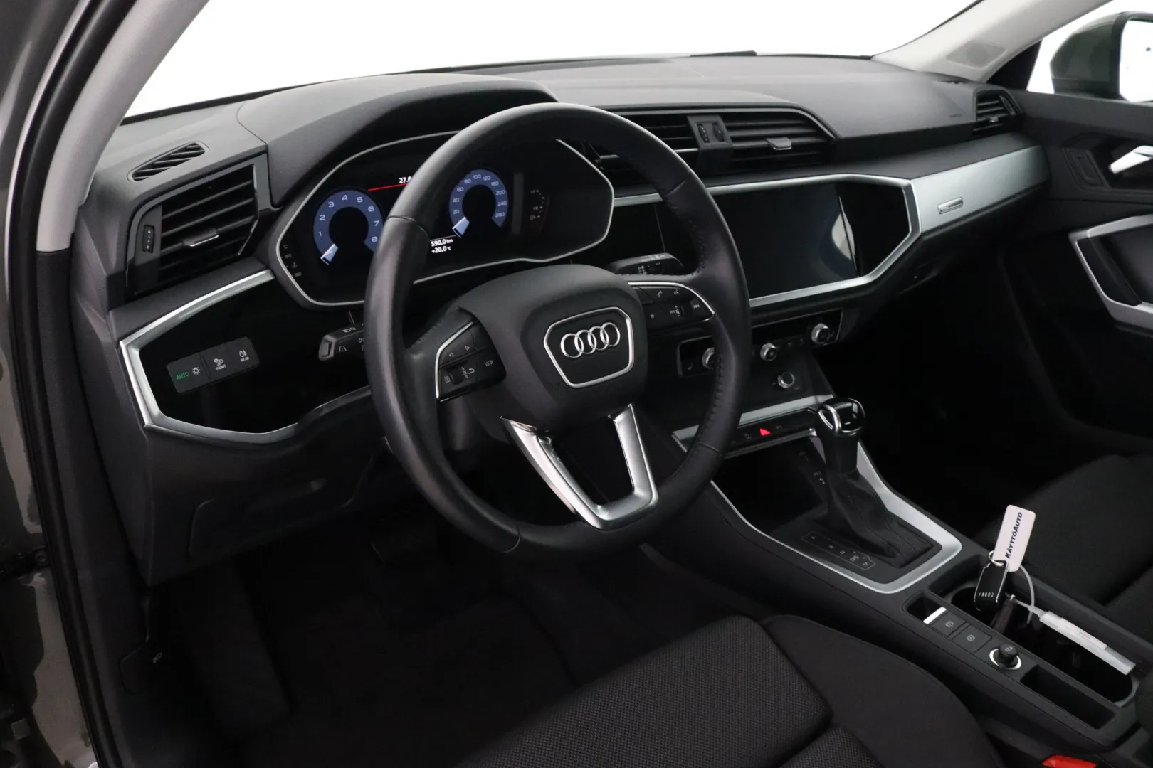 AUDI Q3 COO-834 carousel image