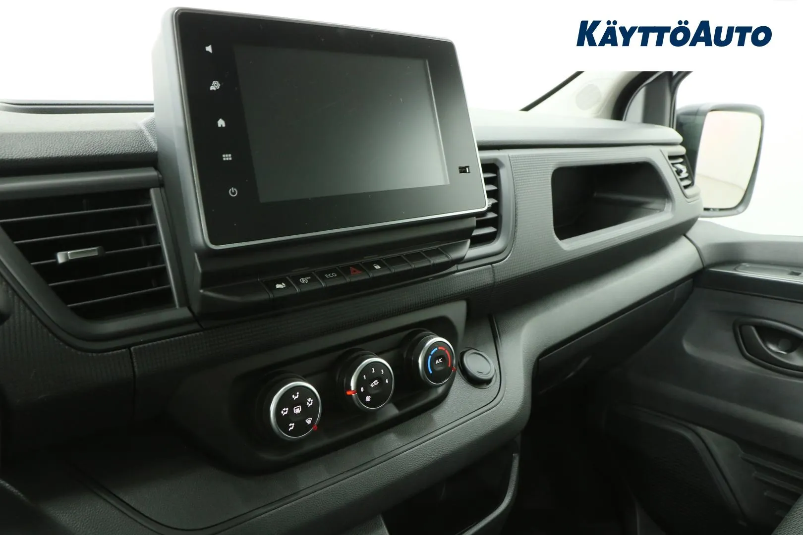 Renault Trafic RXM-349 carousel image