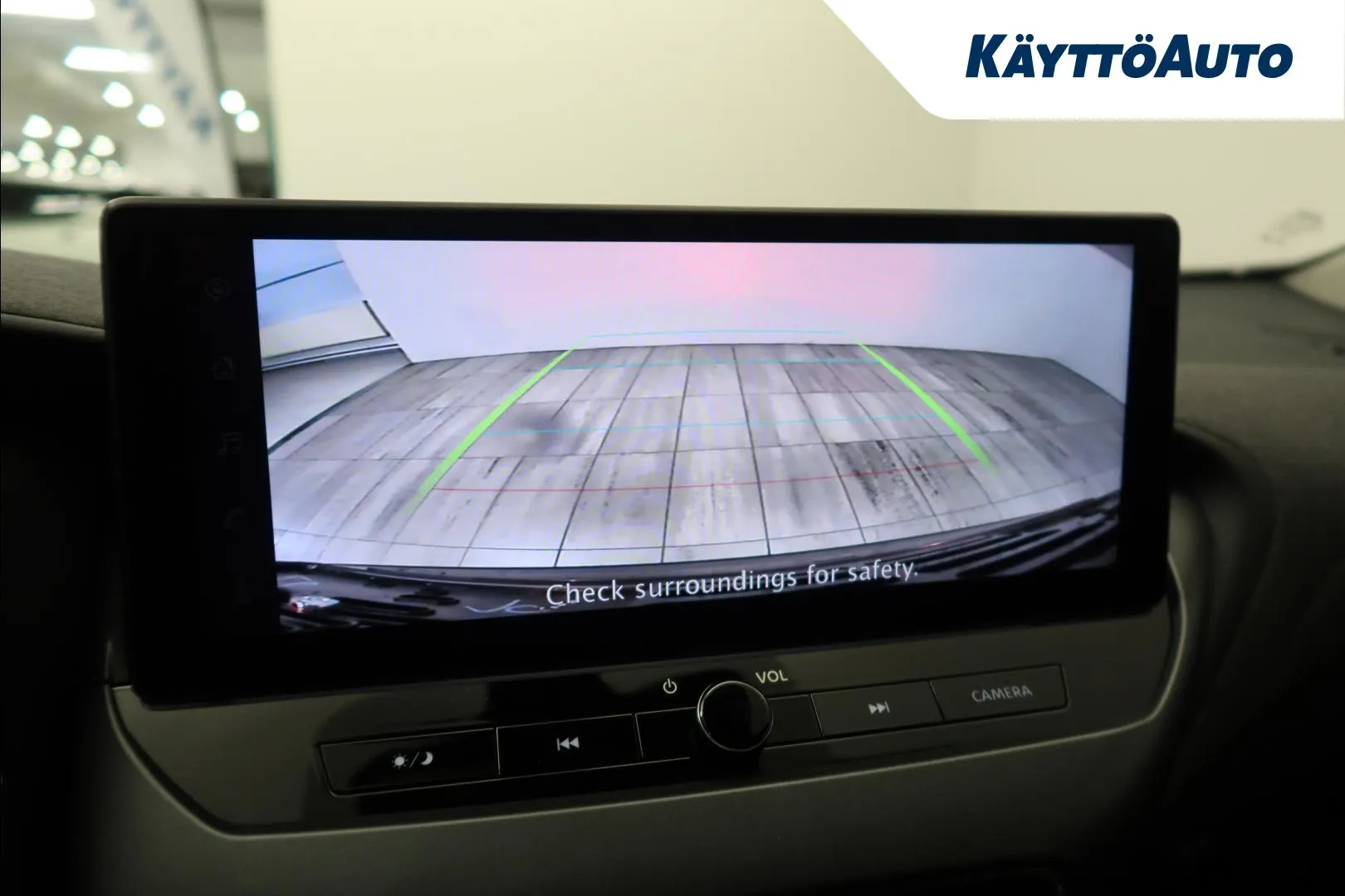 Nissan Juke XTJ-170 carousel image