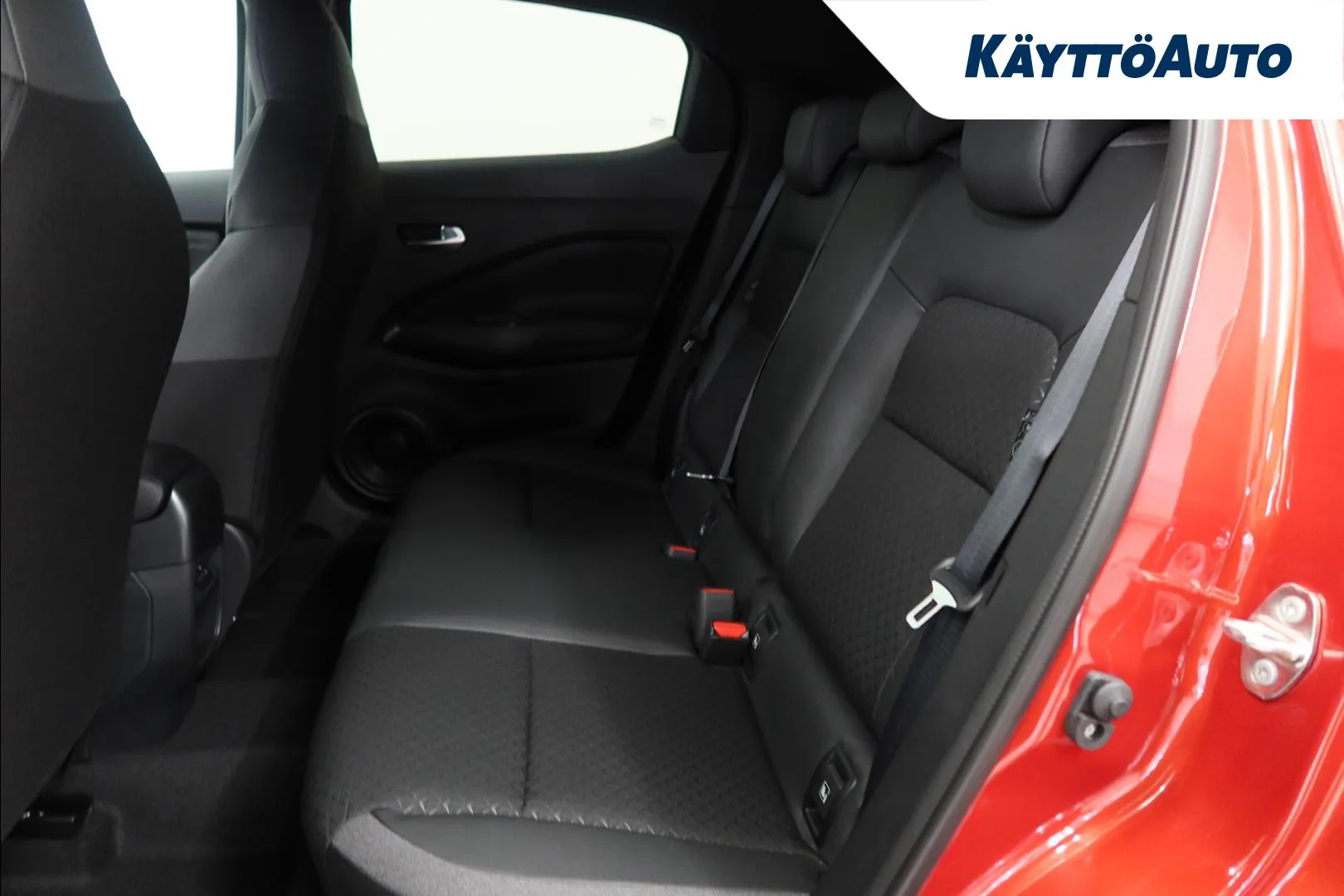 Nissan Juke XTJ-170 carousel image