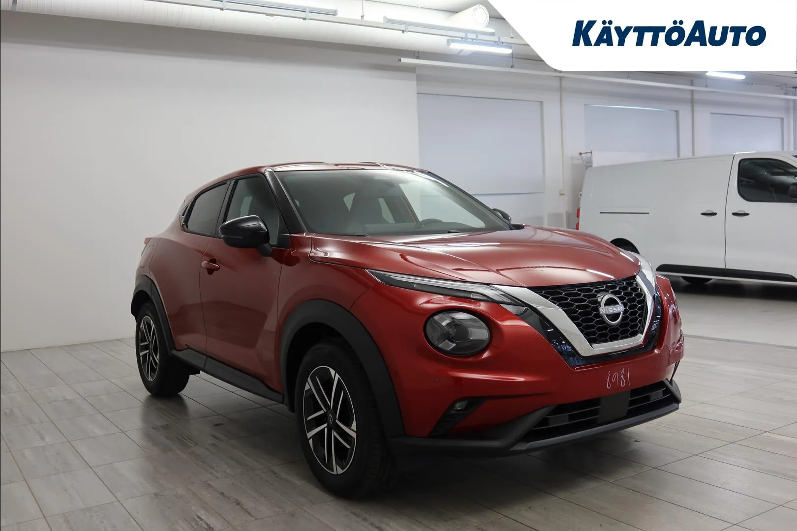 Nissan Juke XTJ-170 carousel image