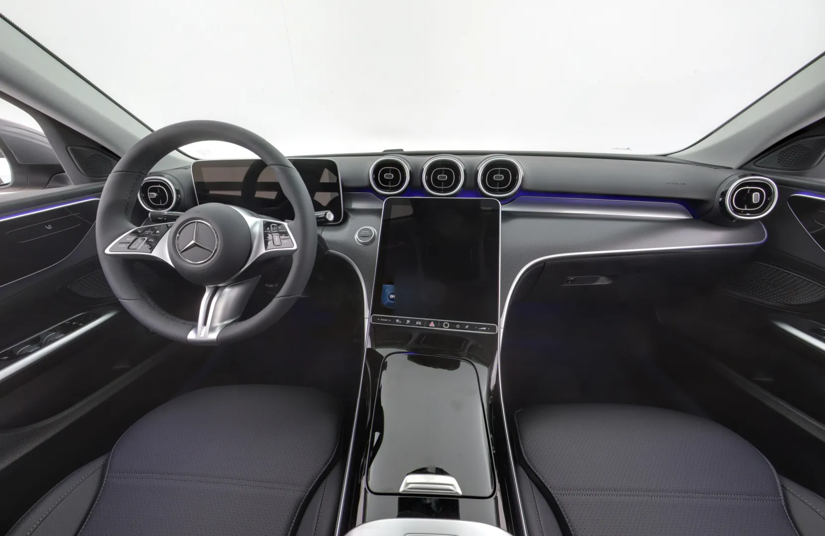 Mercedes-Benz C JNX-656 carousel image