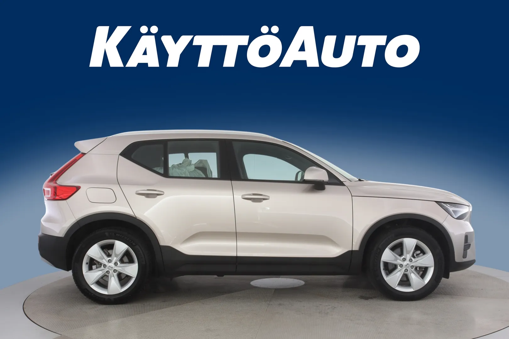 VOLVO XC40 CRV-138 carousel image