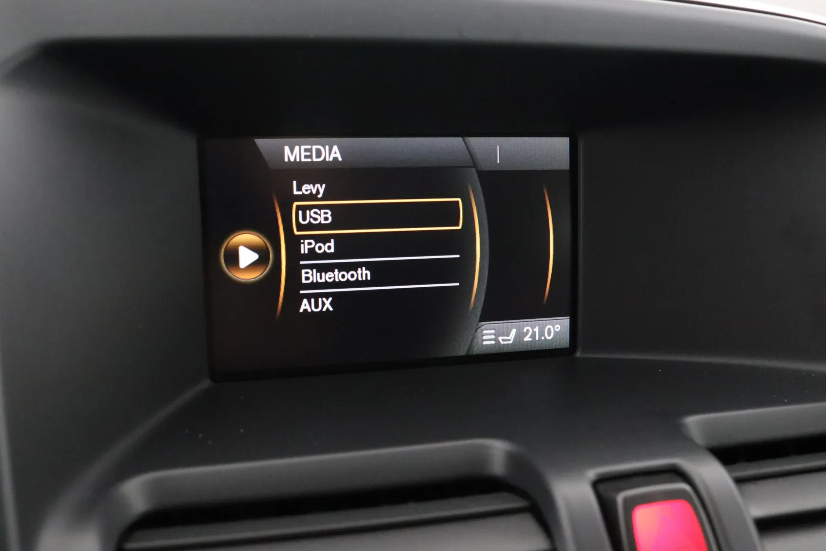 VOLVO XC60 SKO-515 carousel image