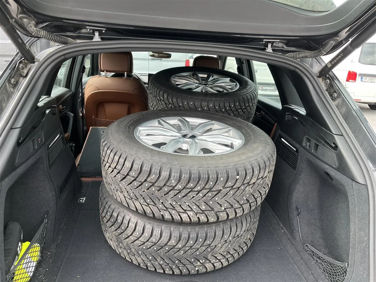 AUDI Q5 RVA-807 carousel image