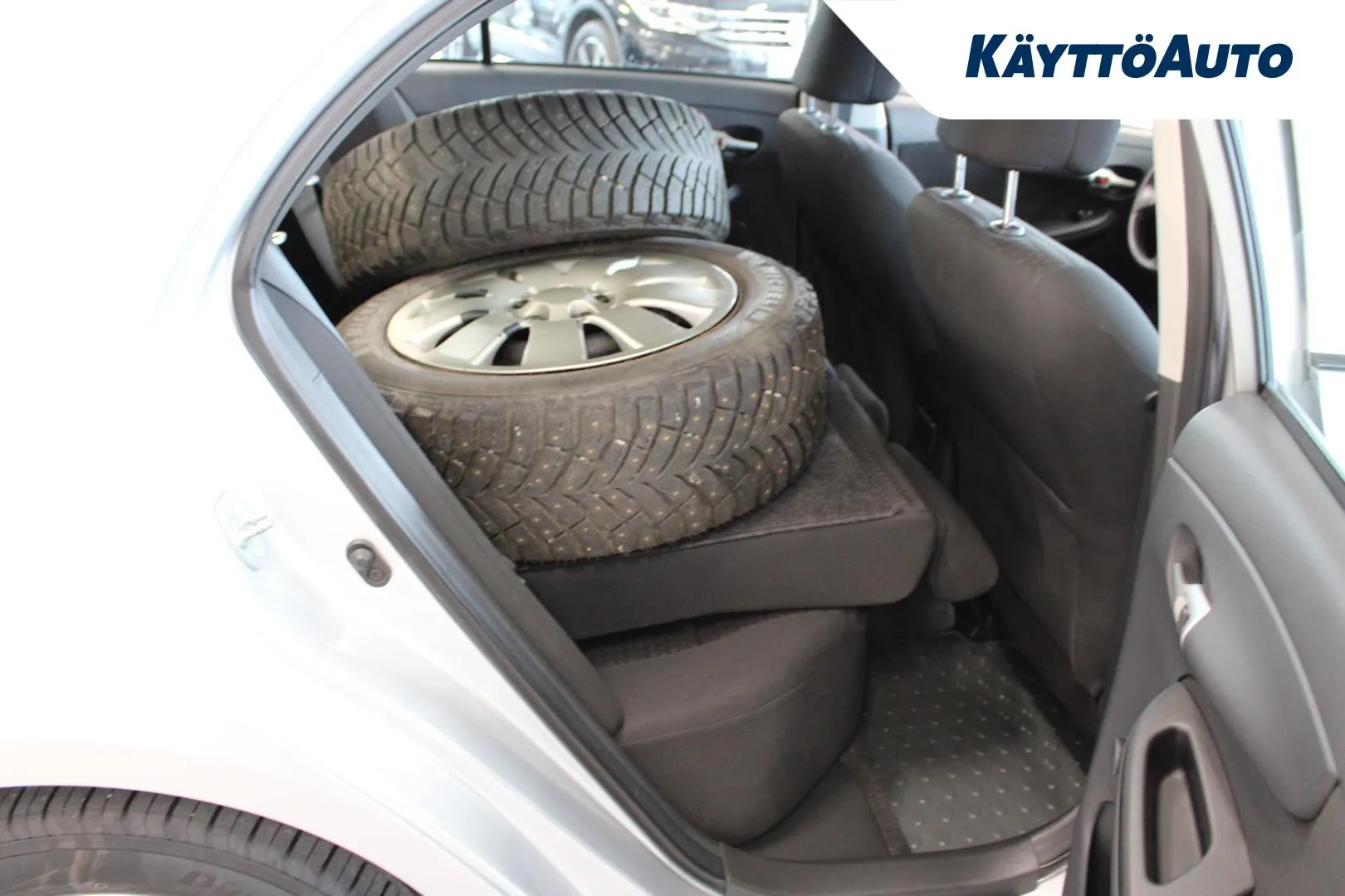 TOYOTA Corolla KLX-986 carousel image