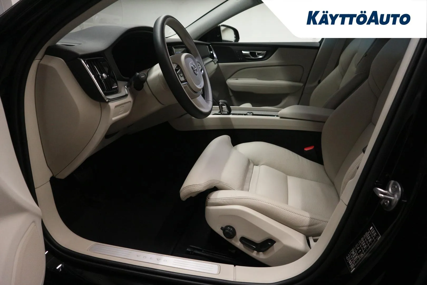 VOLVO V60 JMS-342 carousel image