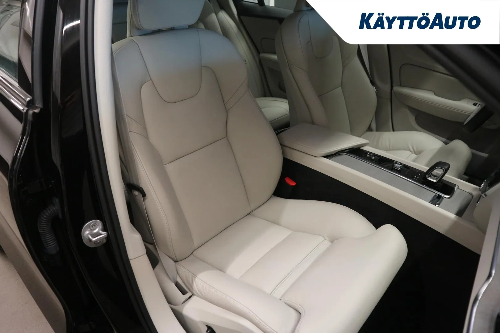 VOLVO V60 JMS-342 carousel image