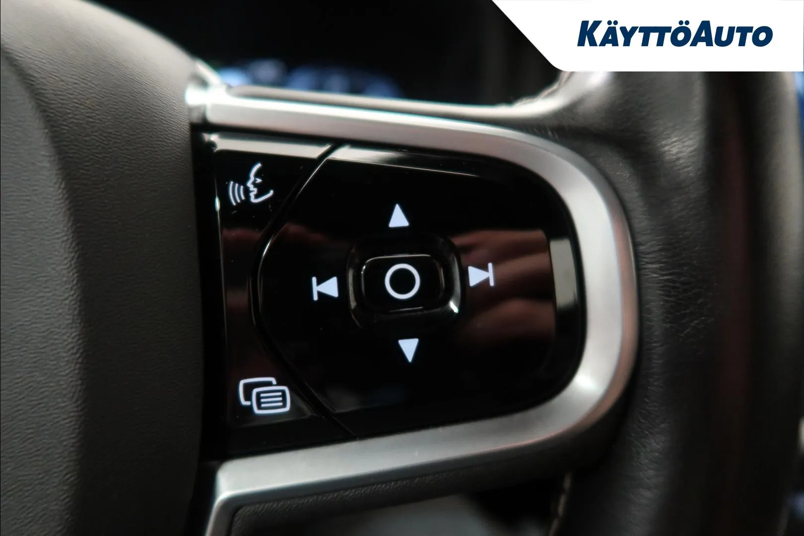 VOLVO V60 GOE-818 carousel image