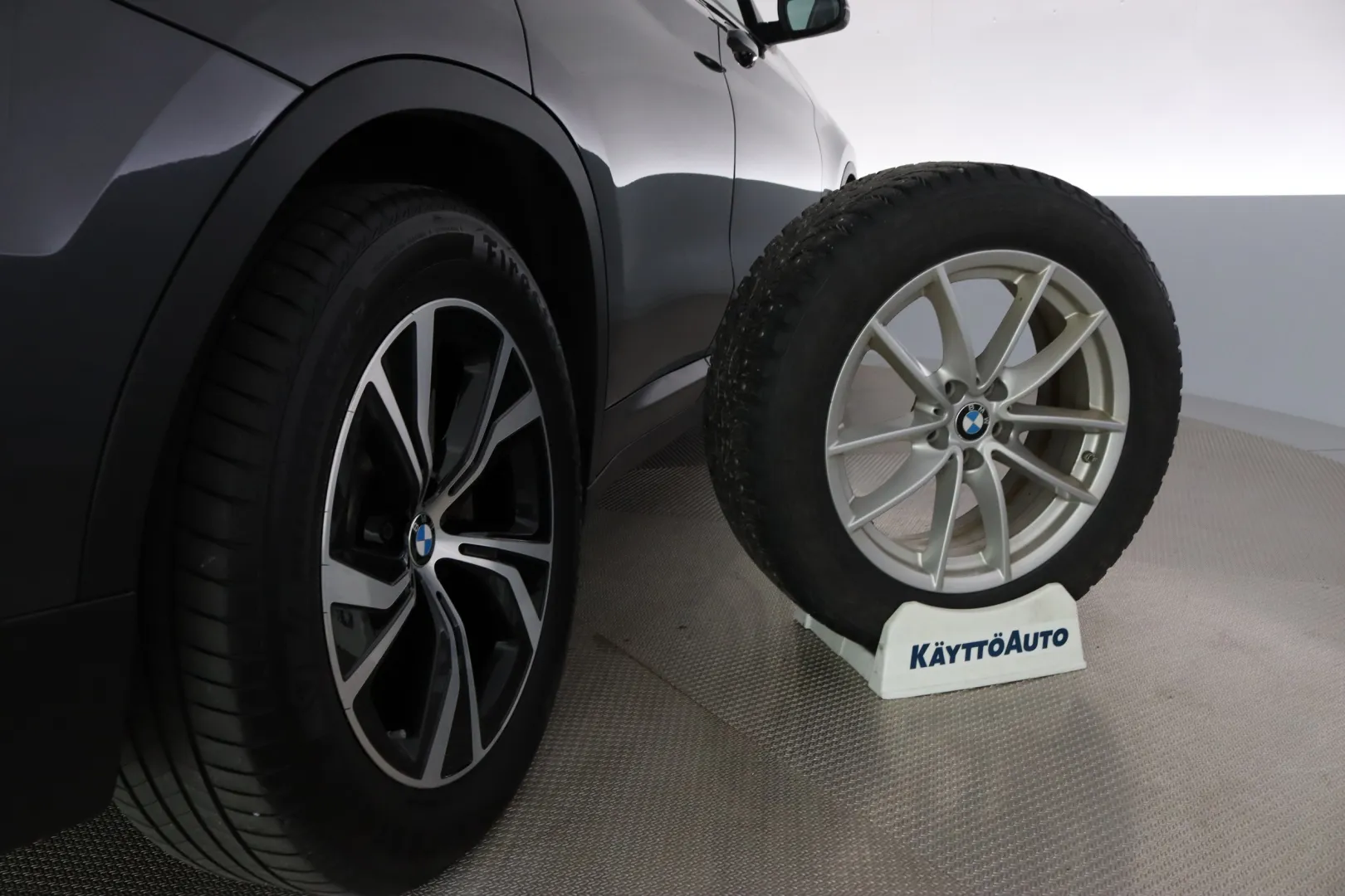 BMW X3 EPL-423 carousel image