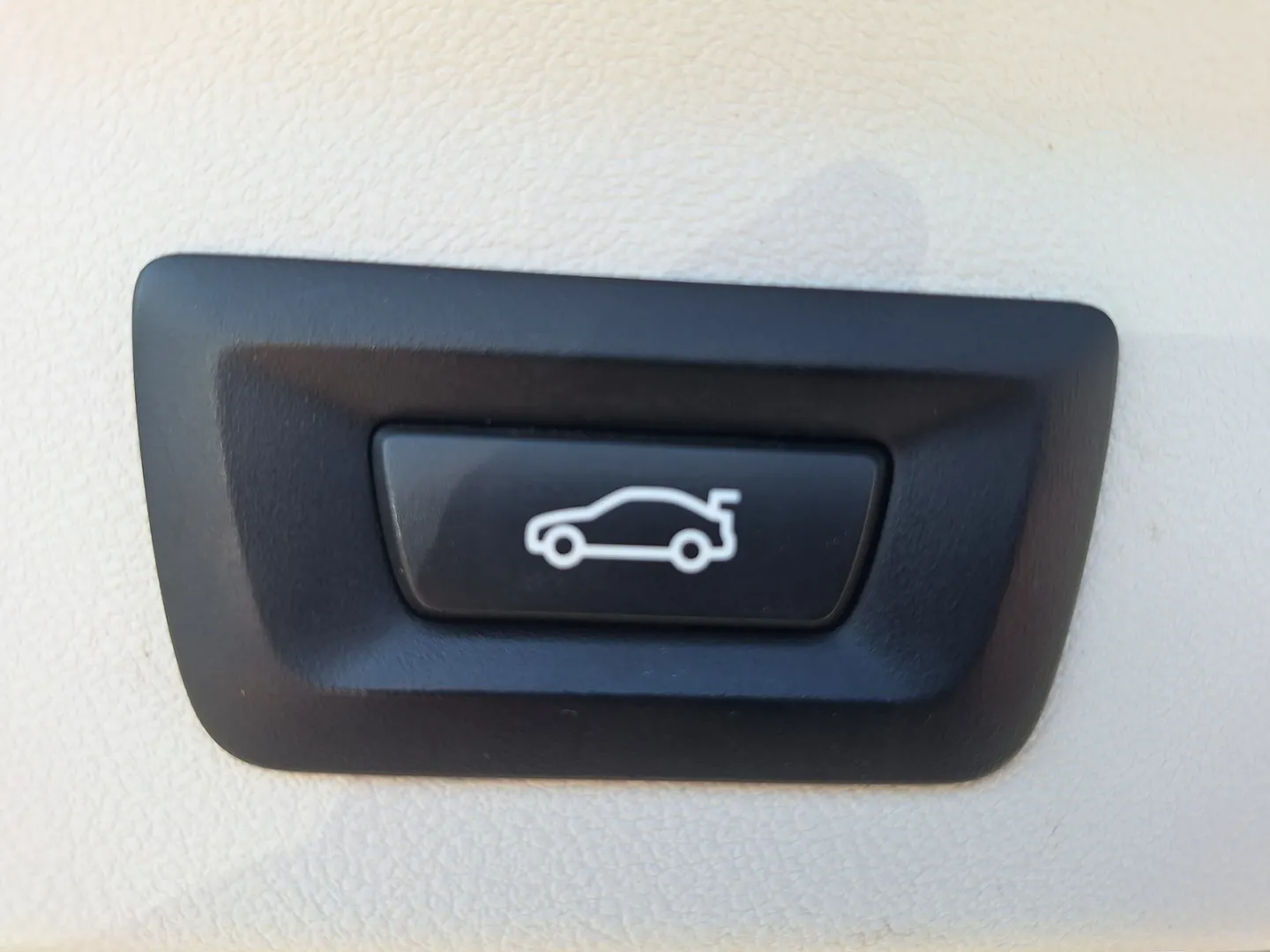 BMW X3 EPL-423 carousel image