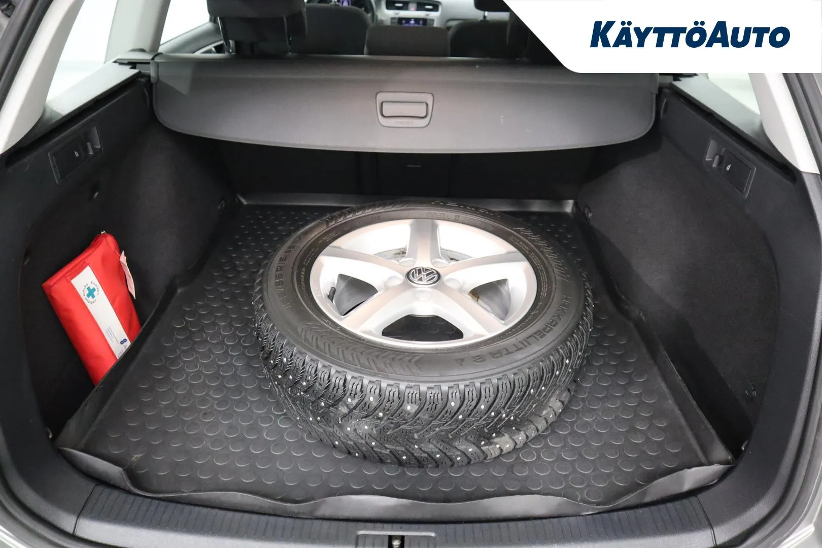 VOLKSWAGEN Golf MNZ-452 carousel image