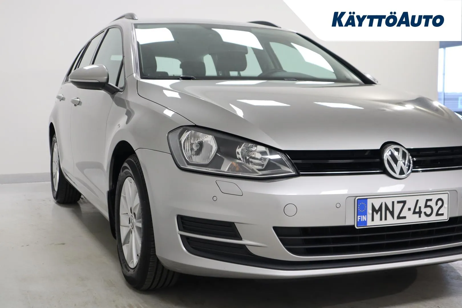 VOLKSWAGEN Golf MNZ-452 carousel image