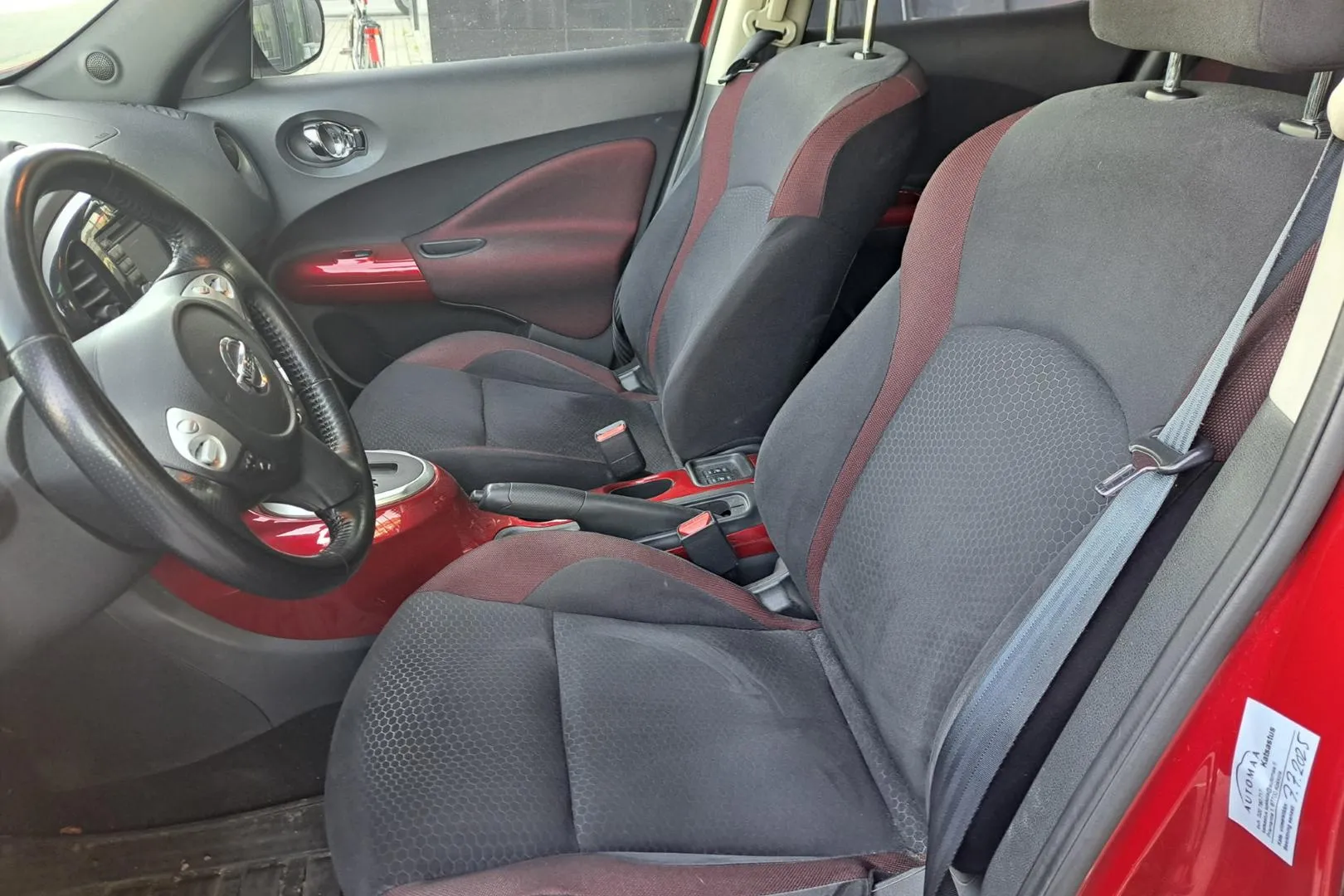 NISSAN Juke FKG-715 carousel image