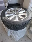Volvo XC90 MOE-777 carousel thumbs