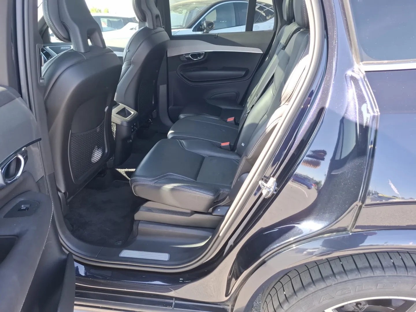 Volvo XC90 MOE-777 carousel image