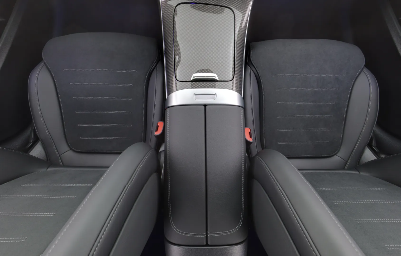 Mercedes-Benz C FSG-848 carousel image