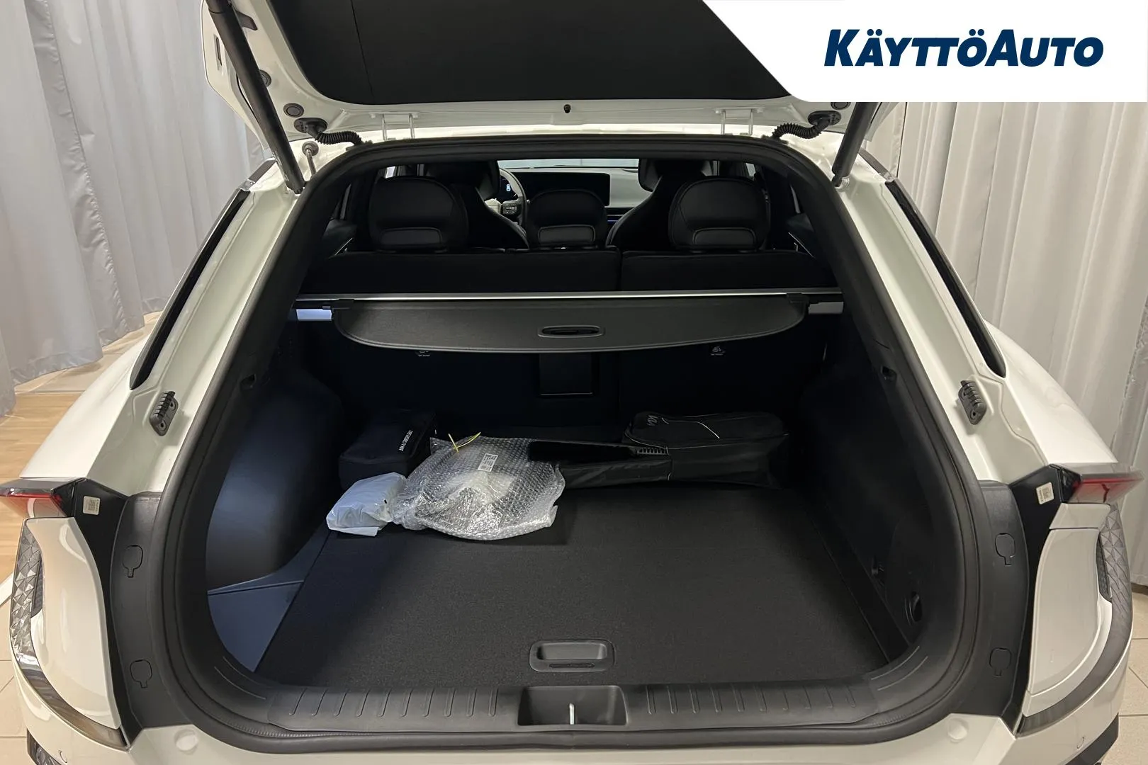 Kia EV6 JOG-753 carousel image