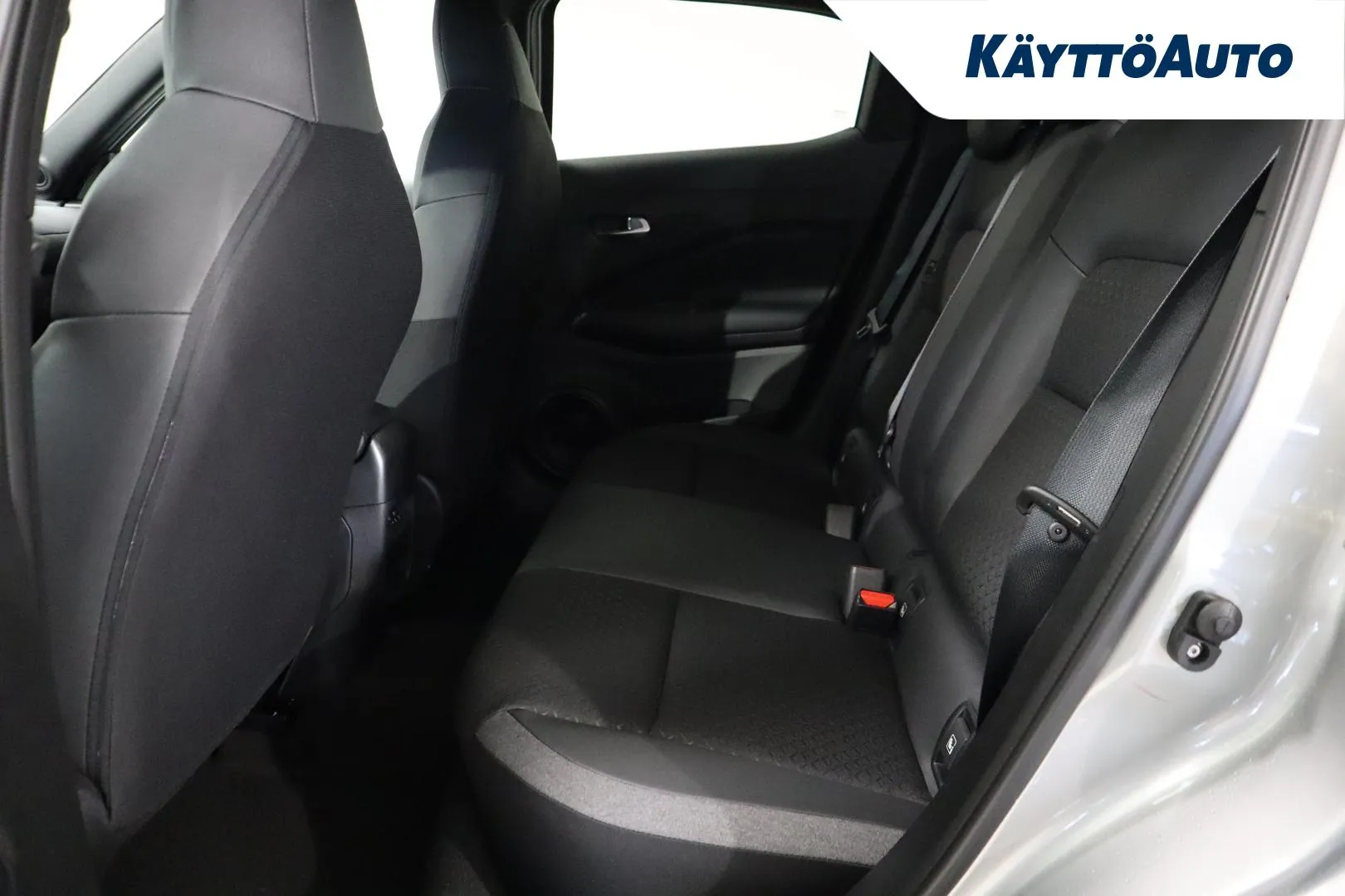 Nissan Juke XTJ-249 carousel image