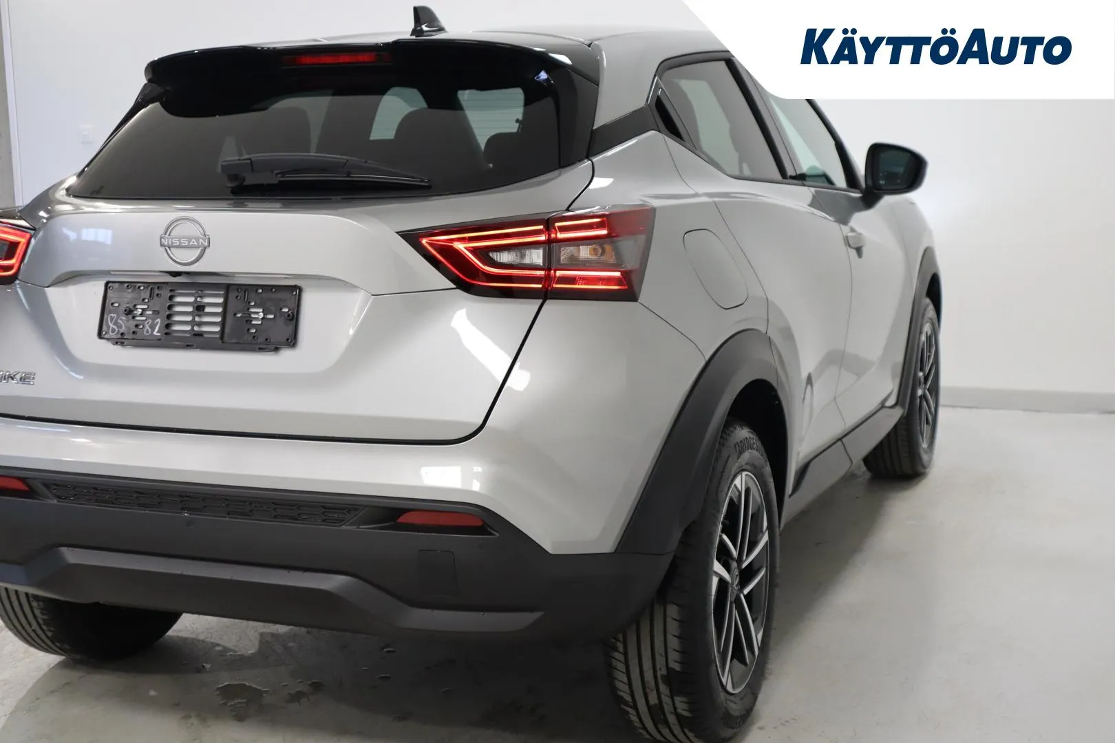 Nissan Juke XTJ-249 carousel image