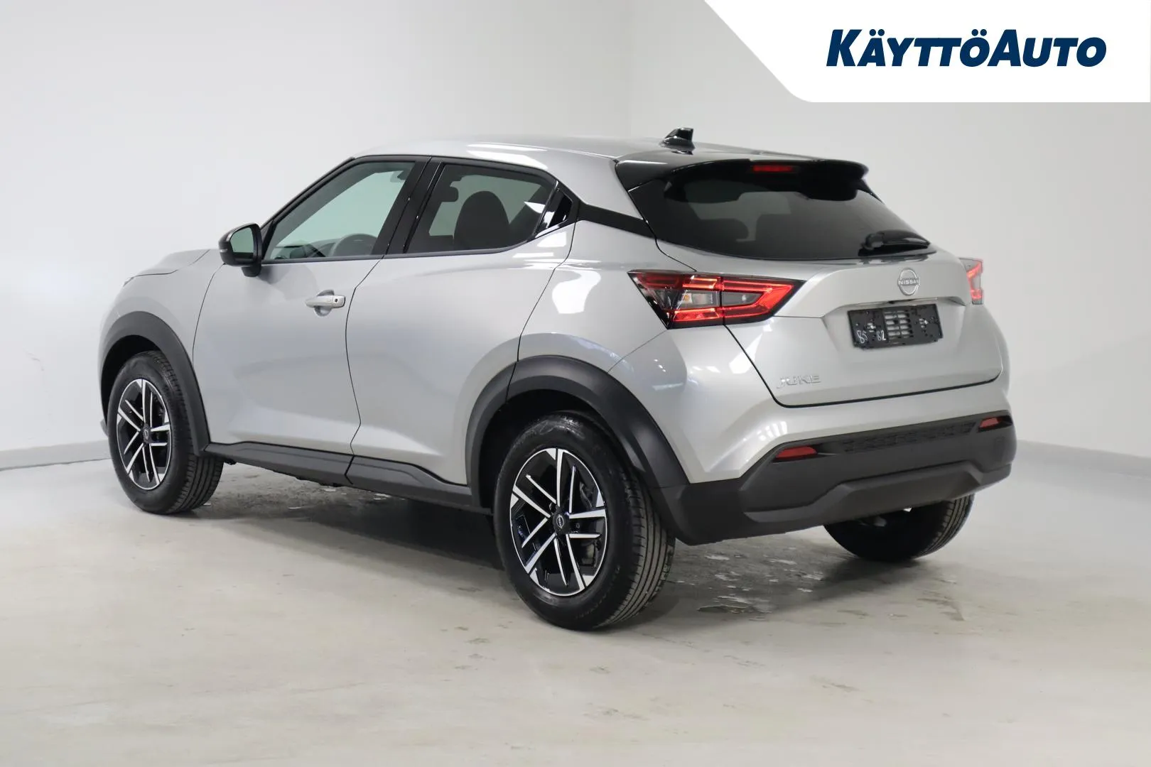 Nissan Juke XTJ-249 carousel image