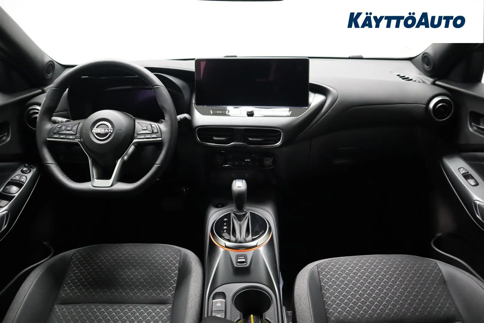 Nissan Juke XTJ-249 carousel image