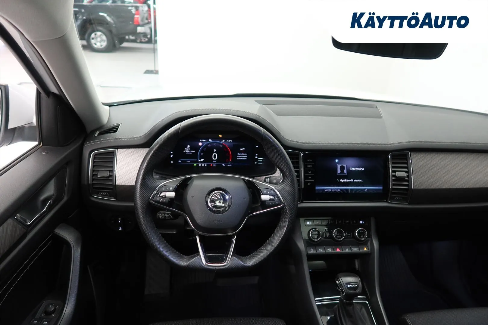 SKODA KODIAQ SPH-795 carousel image