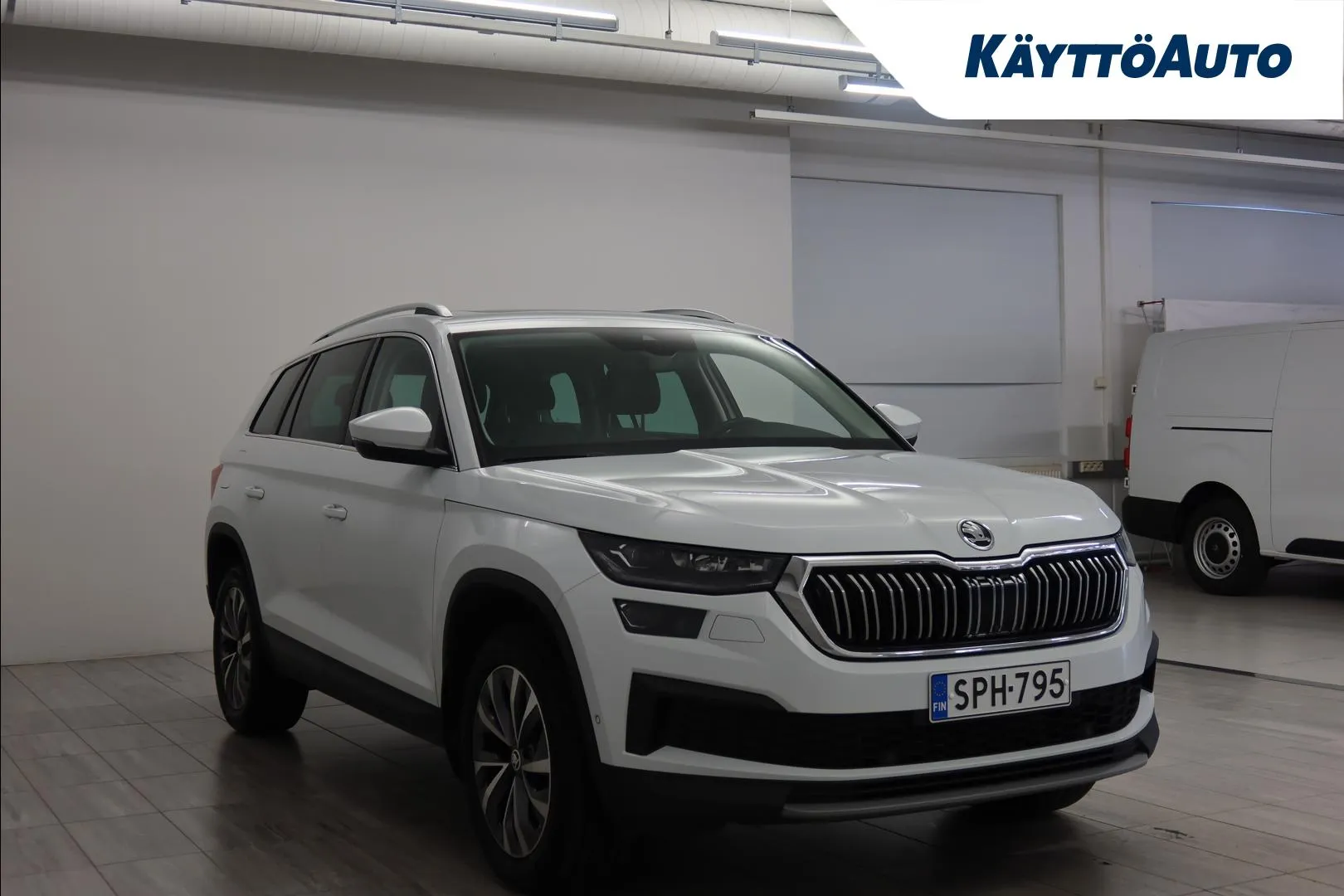 SKODA KODIAQ SPH-795 carousel image