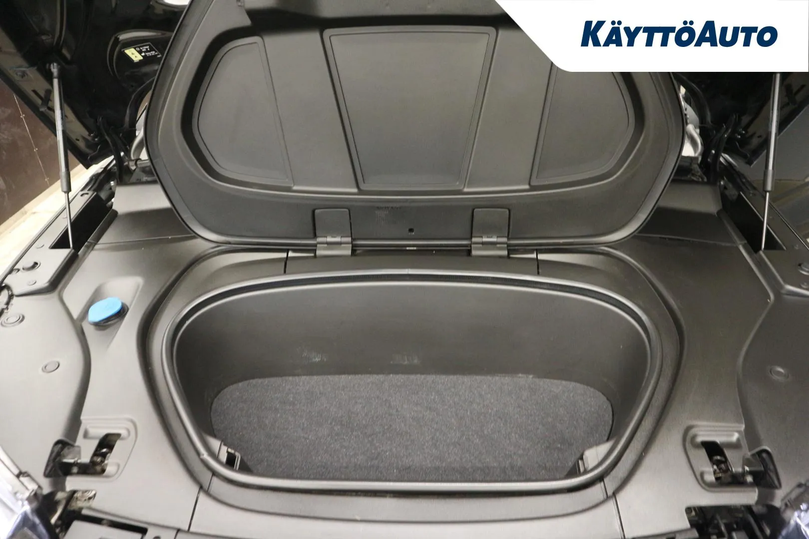 VOLVO XC40 LPL-805 carousel image