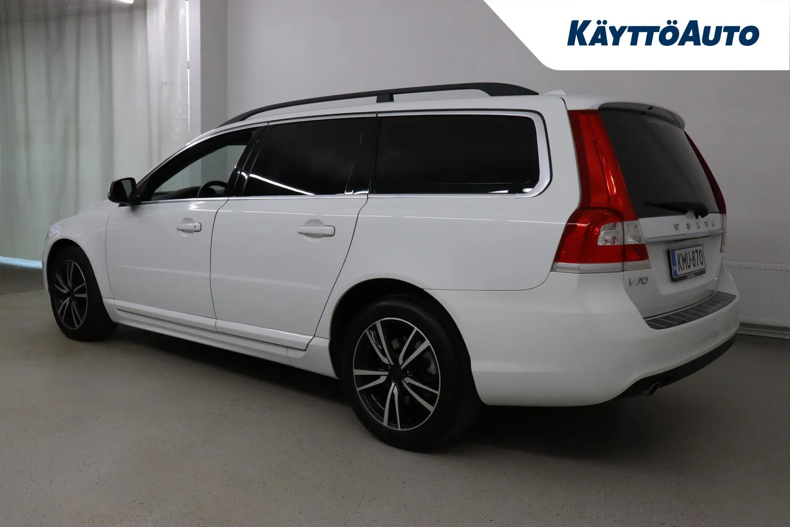 Volvo V70 KMU-870 carousel image