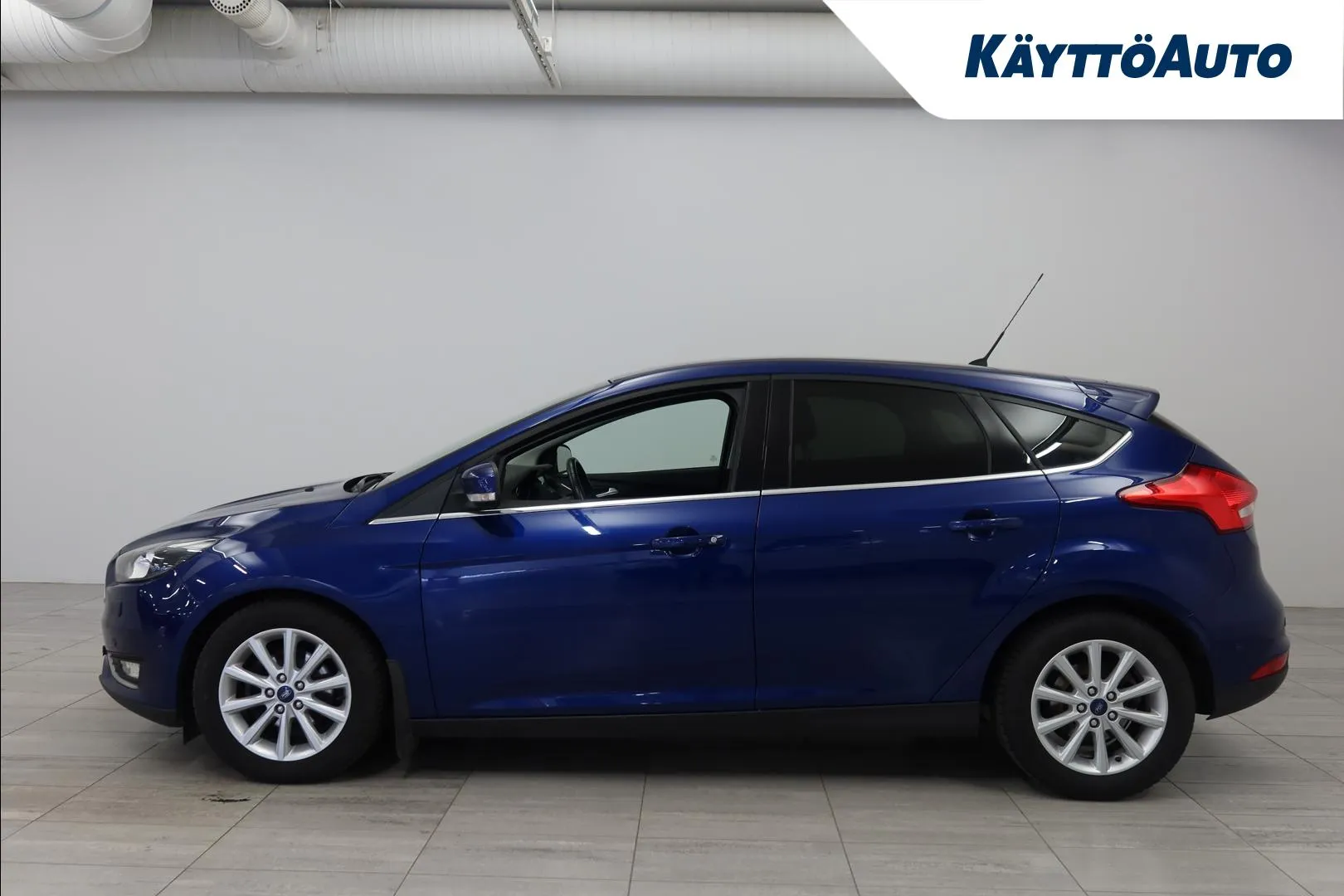 Ford Focus MMT-503 carousel image