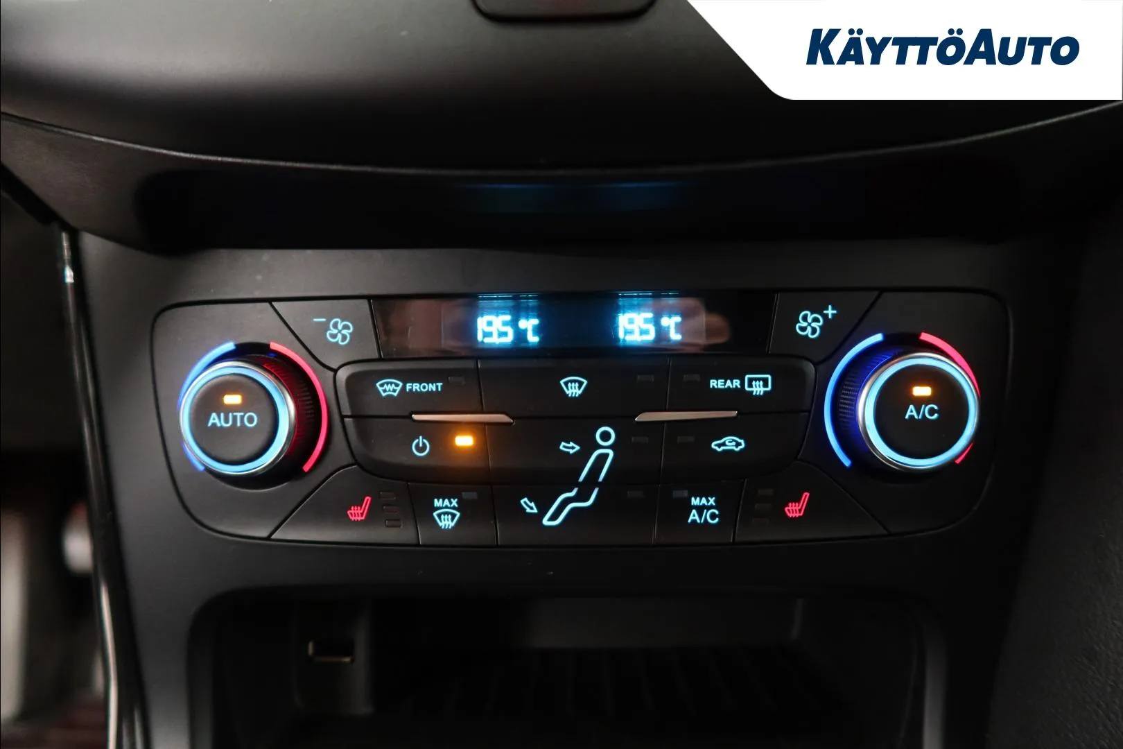 Ford Focus MMT-503 carousel image