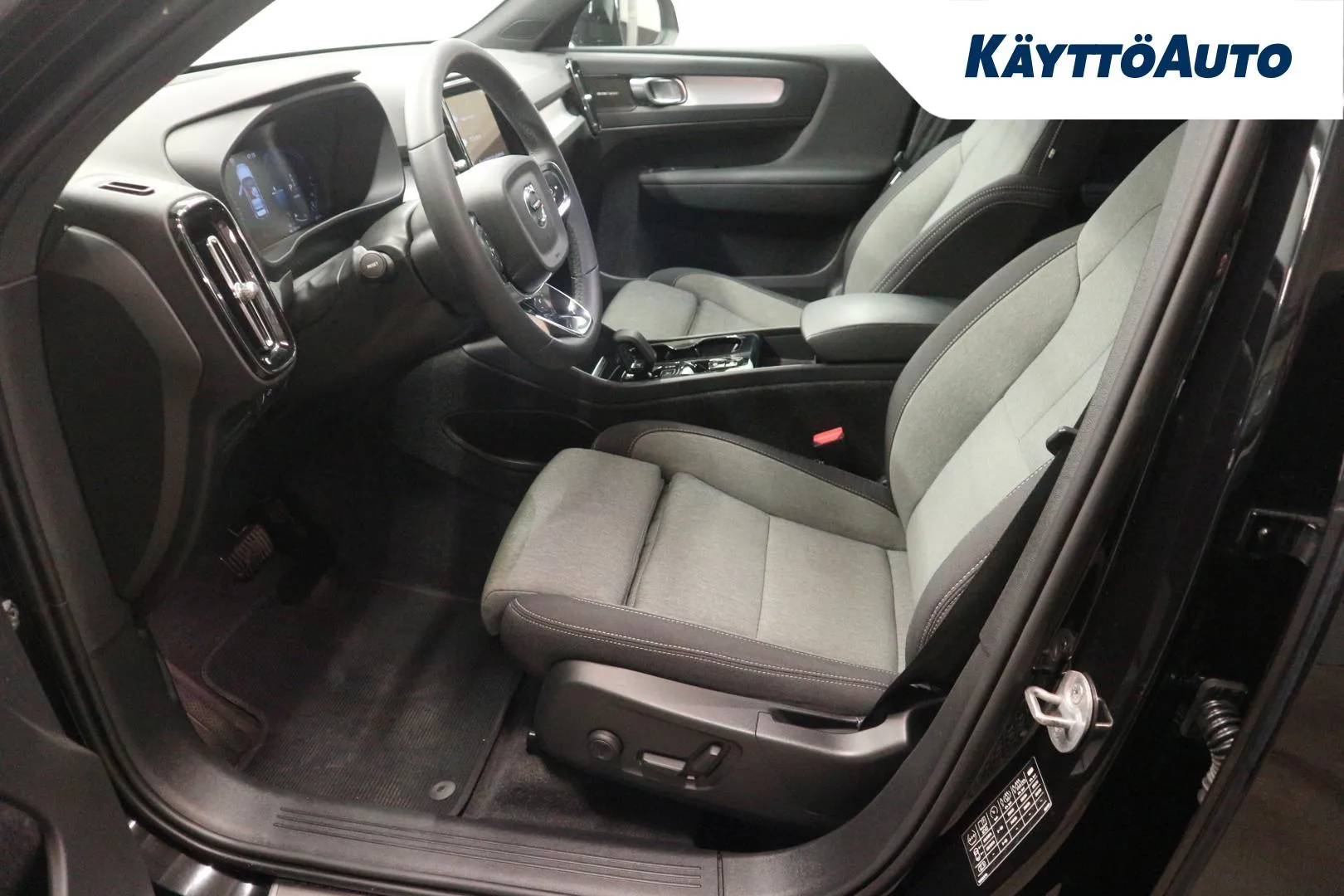 VOLVO XC40 SPO-789 carousel image