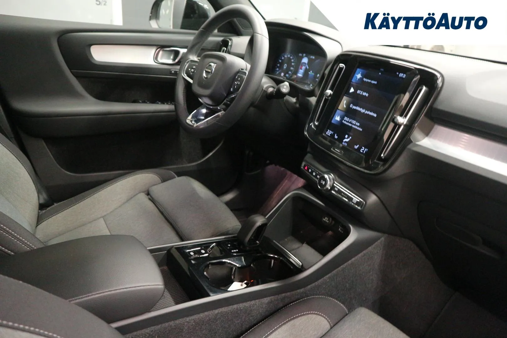VOLVO XC40 SPO-789 carousel image