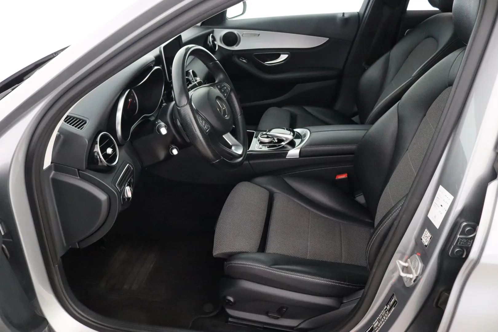 MERCEDES-BENZ C YKU-442 carousel image