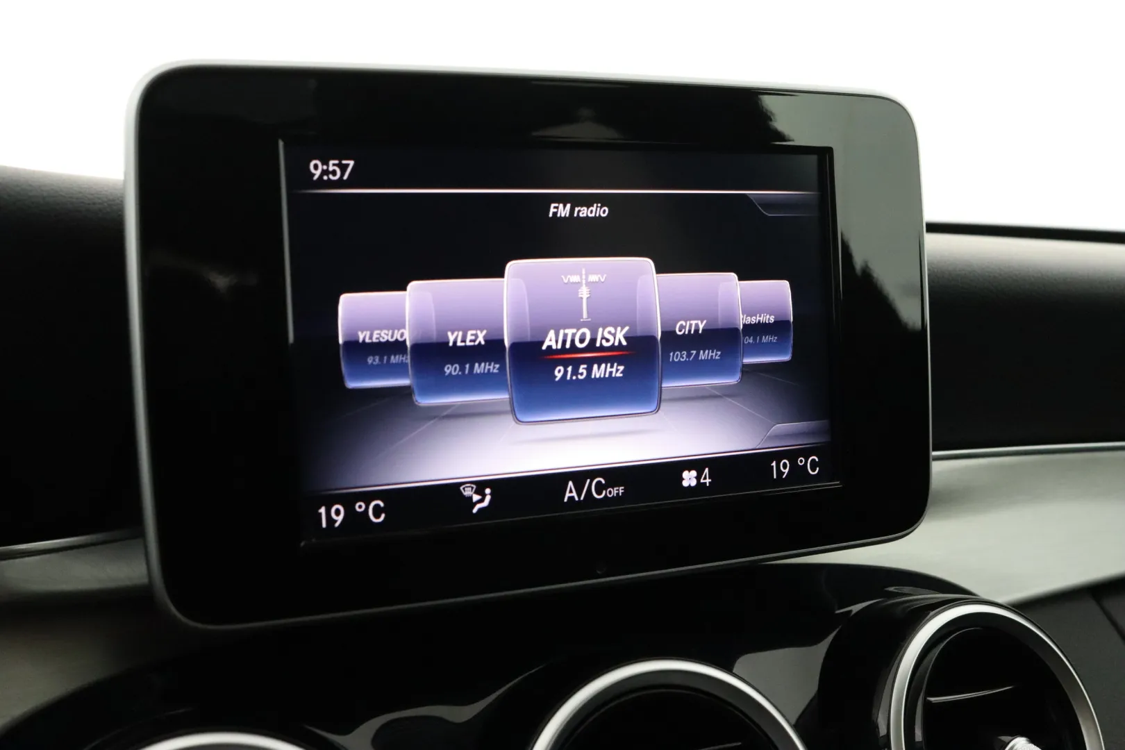 MERCEDES-BENZ C YKU-442 carousel image