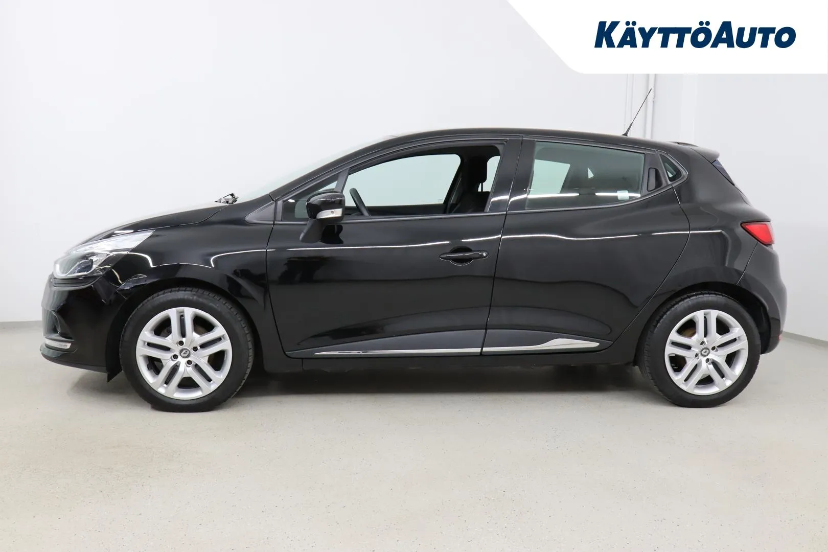 Renault Clio JLG-792 carousel image